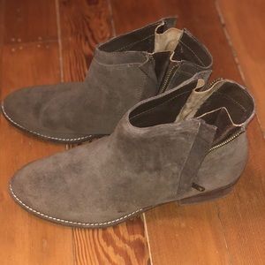 Dolce Vita ankle boots - size nine